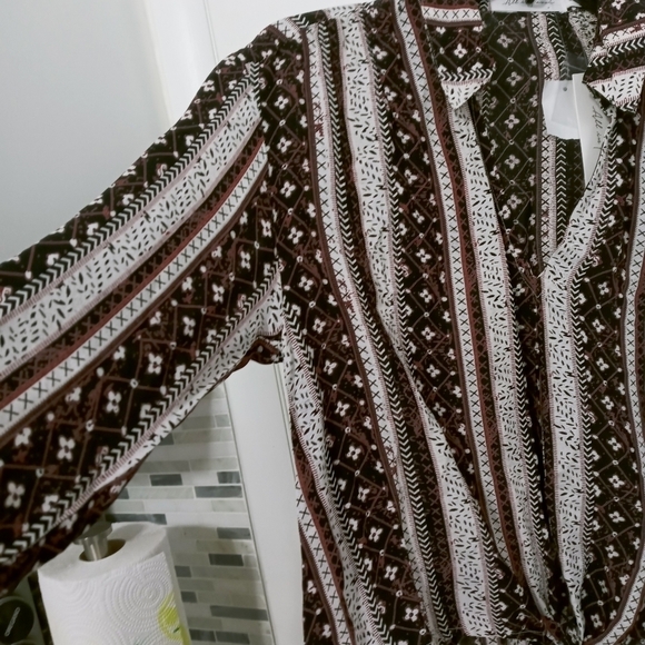 All in Favor Women's Long sleeve.blouse - Picture 7 of 9